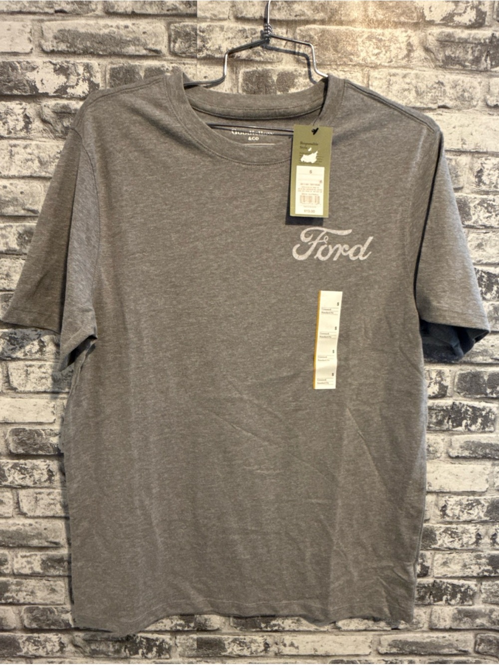 Ford Bronco Goodfellow T-Shirt  (Men’s Size Small) New with Tags -Classic